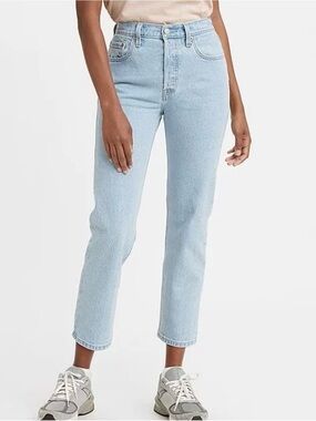 501® Original Cropped Women's Jeans - Medium Wash 27х25